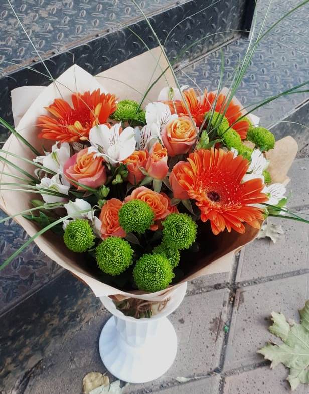 Букет цветов из: Герберы, Хризантемы, Альстромерии и Розы в Тугулуке