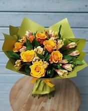 Букет цветов из:  Альстромерии и Розы в Тугулуке
