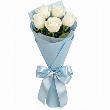 Букет 5 Белых роз Проуд в Тугулуке