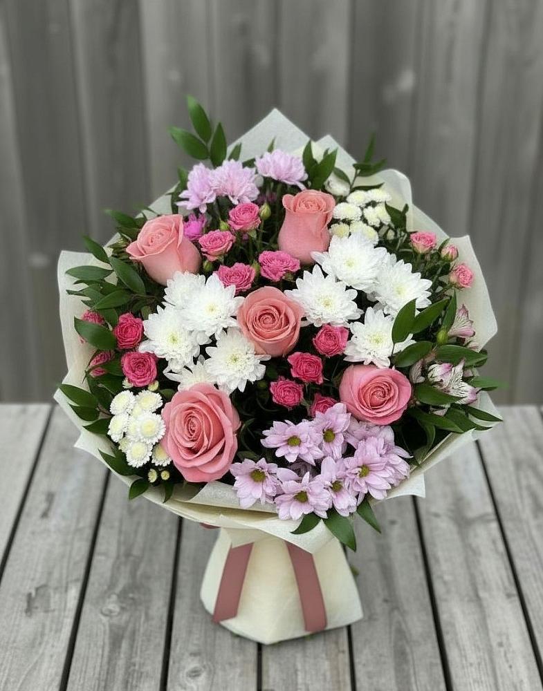 Букет цветов из: Альстромерии, Гвоздики, Розы и Хризантемы в Тугулуке