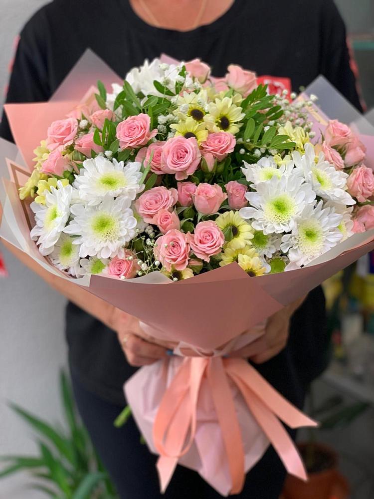 Букет цветов из: Розы и Хризантемы в Тугулуке