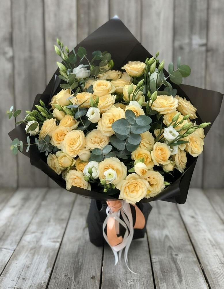 Букет цветов из: Розы и Лизиантусы в Тугулуке