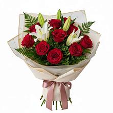 Букет цветов из:  Лилии и Розы в Тугулуке