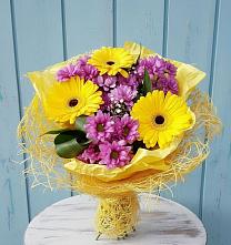 Букет цветов из:  Хризантемы и Герберы #REPLACE_PRED# Тугулуке