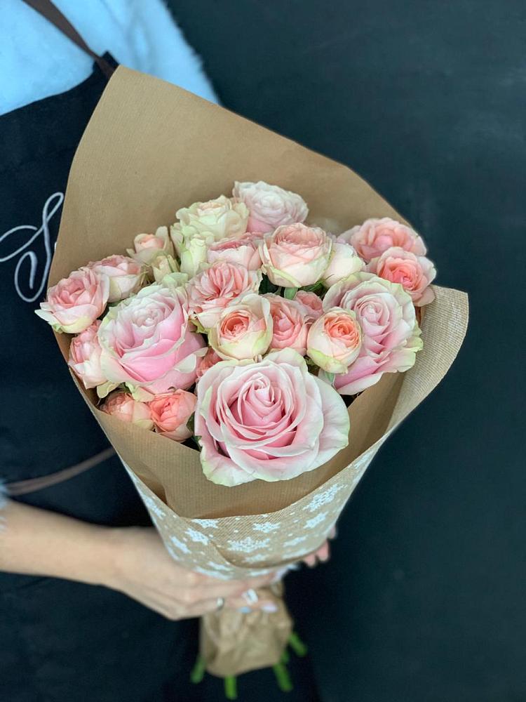 Букет цветов из: Хризантемы и Розы в Тугулуке