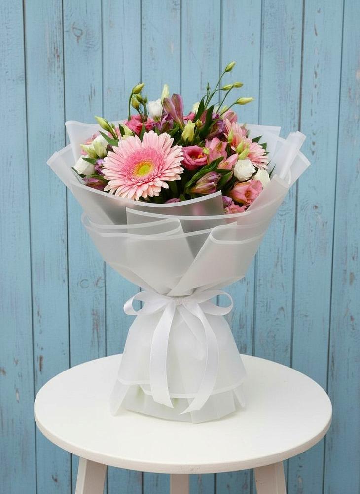 Букет цветов из: Герберы, Альстромерии и Лизиантусы в Тугулуке