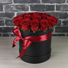 Цветочная композиция из Розы в шляпной коробке в Тугулуке