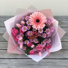 Букет цветов из:  Розы, Герберы и Хризантемы в Тугулуке